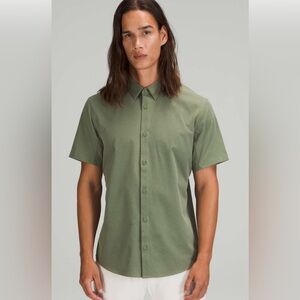 Men’s Lululemon Airing Easy Button Down